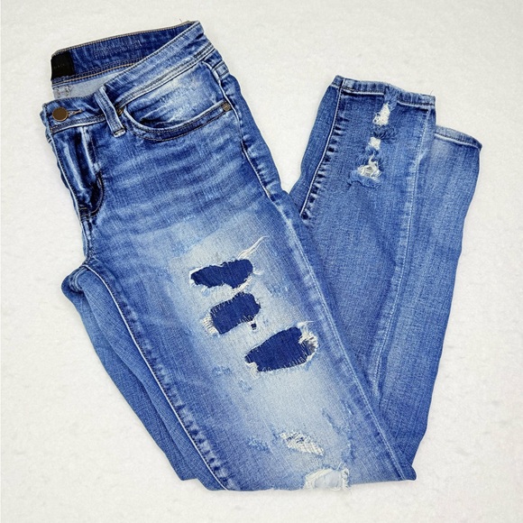 Buckle Black Women’s Light Blue Distressed Skinny Jeans Pre-Owned Size 26 - Picture 4 of 8